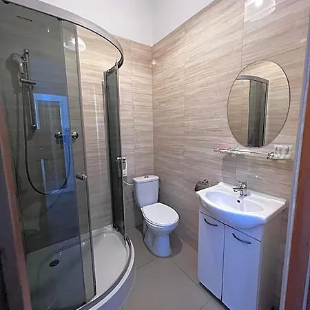 Safir Babice Stare Babice